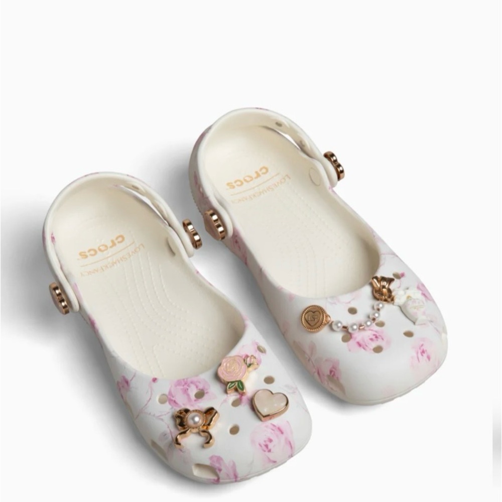 NIB The LoveShackFancy x CROCS Classic Ballet Flat in Oyster - W9 - Picture 8 of 10